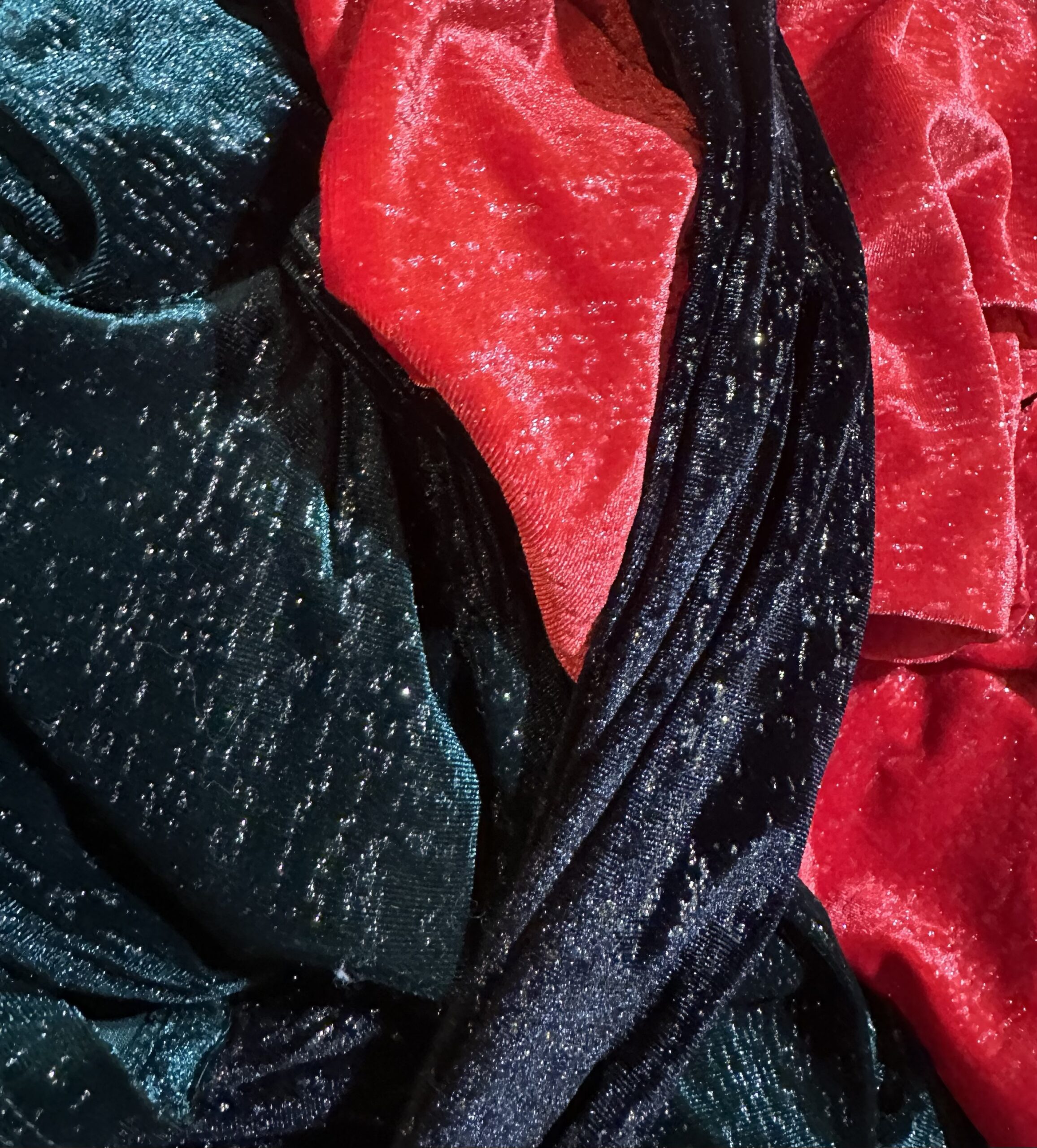 VELOUR DRESS WITH SHINY THREAD - Image 2