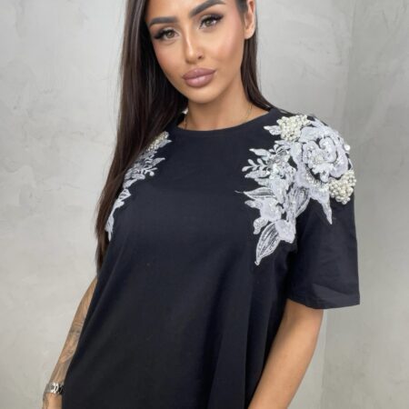 TSHIRT BLACK FLOWERS