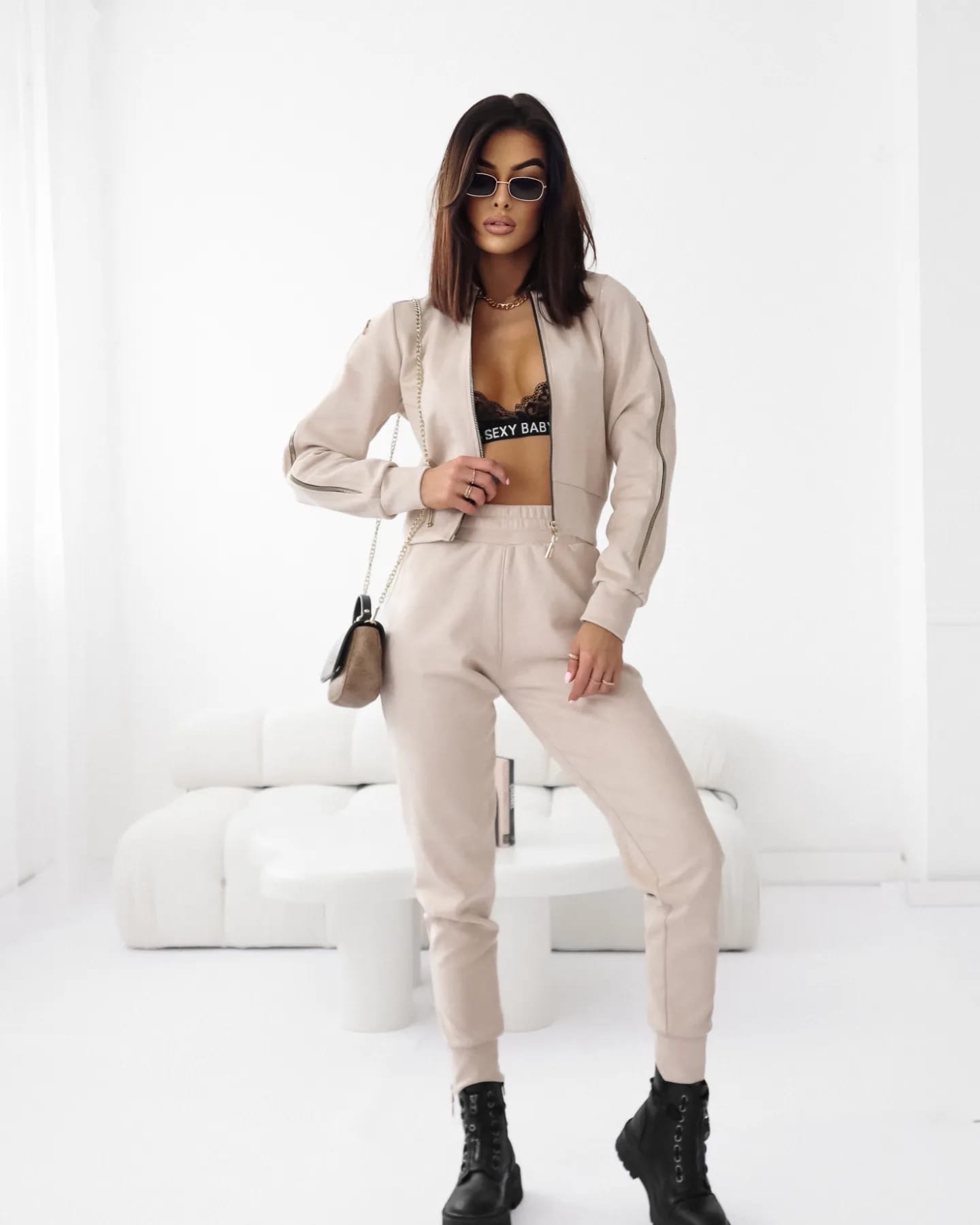 **"ELEGANT" - NOWA KOLEKCJA SEZONU FW2024: ODKRYJ NIEZRÓWNANY KOMFORT I SZYK!** - Image 2